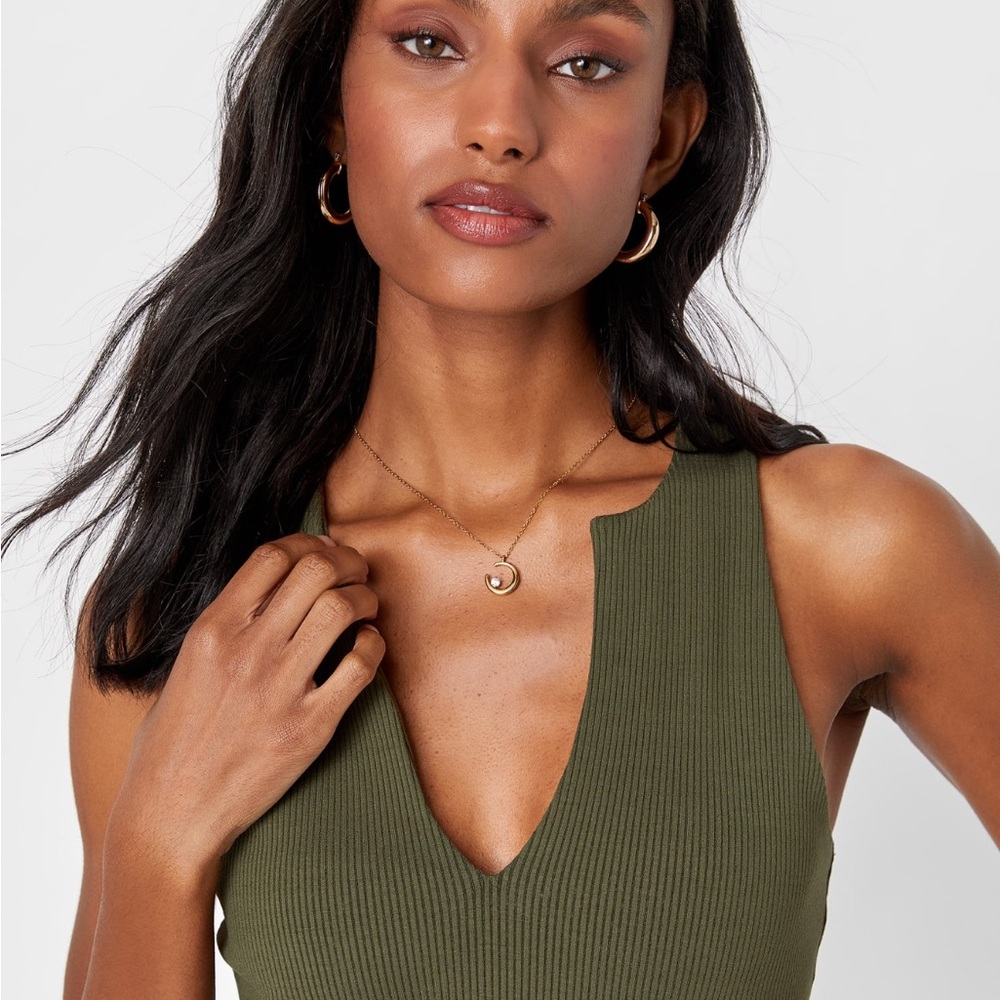 Lulu's Green Fitted Cut Out Tank Top